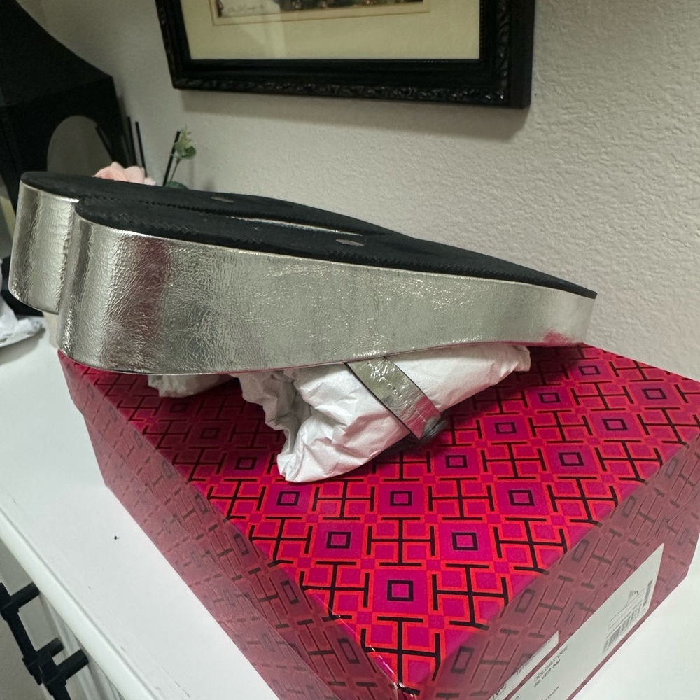 Wore 2hours! Like New/In box! Tory Burch metallic Silver Wedge sandals. - Picture 8 of 12